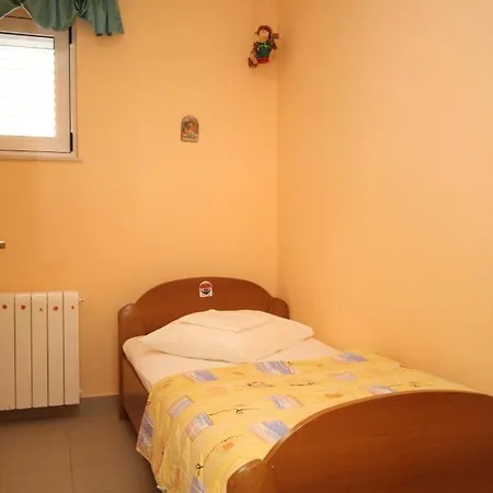 With A Parking Space - 6694 Apartman Makarska