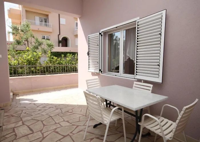 With A Parking Space - 6694 Apartman *