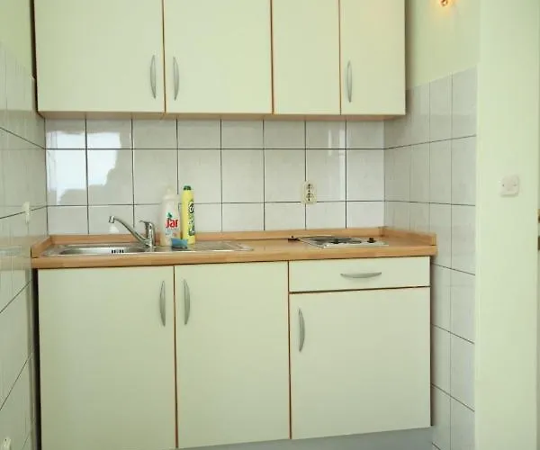 With A Parking Space - 6694 Apartment Makarska