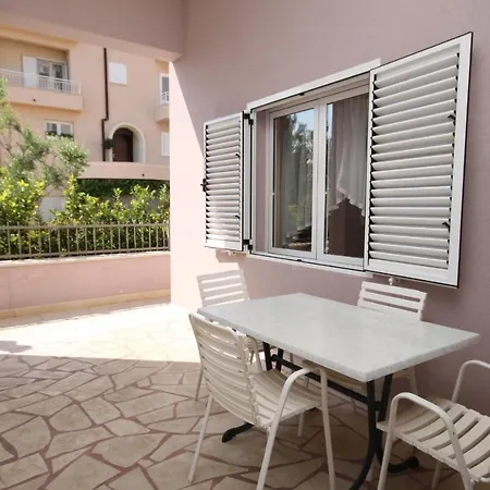 With A Parking Space - 6694 דירה *